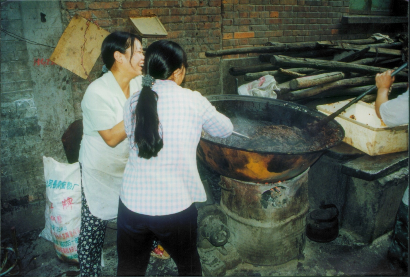 cooking with large pot china 1999