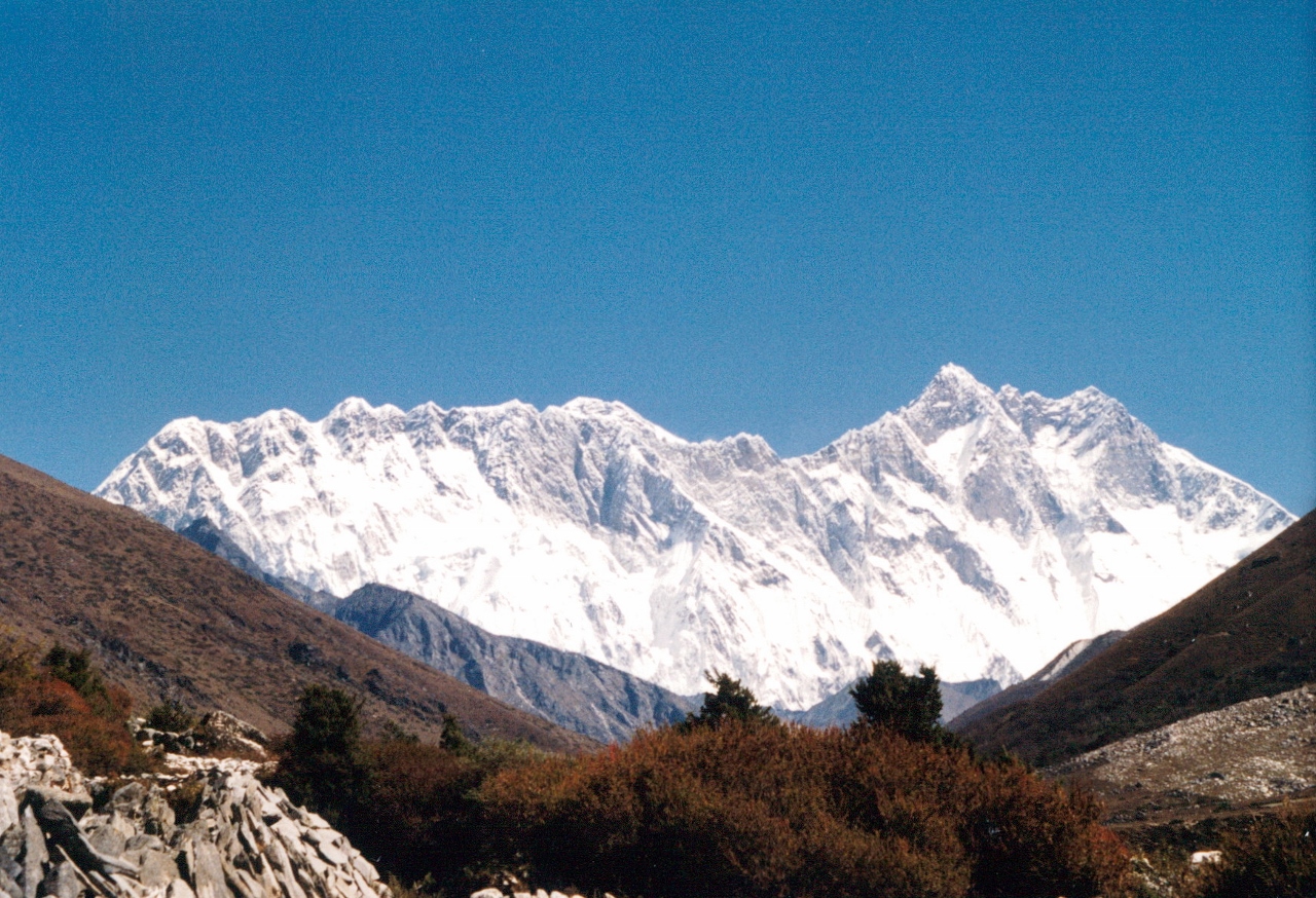 everest massif lhotse trekking in nepal solukhumbu 1998